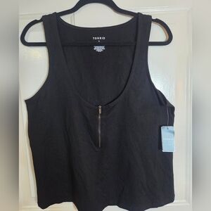 NWT Torrid Foxy Scoop Neck Zipper Tank Top Black Size 3X